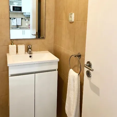 Alcantara15 Studio דירה ליסבון